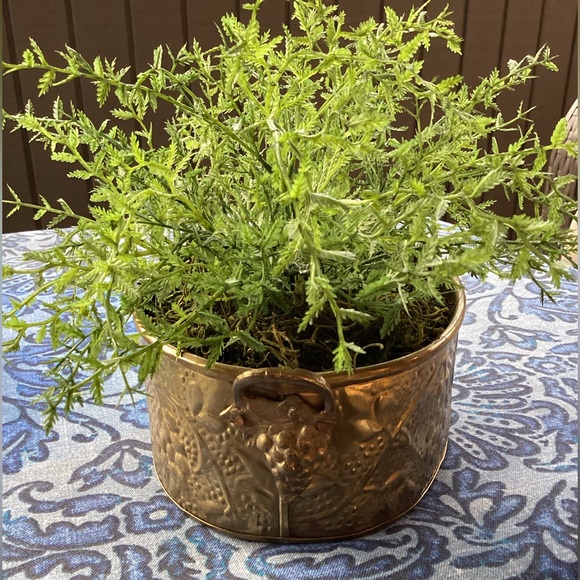 VINTAGE BRASS PLANTER WITH FAUX GREENERY - Picture 7 of 11